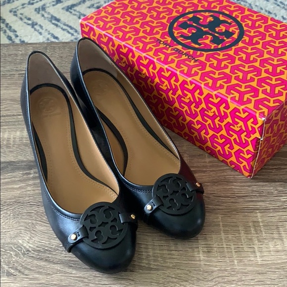 tory burch gabrielle pump